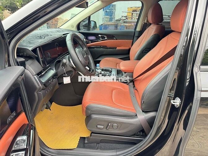 Kia Carnival 2023 Signature 3.5G - 21000 km