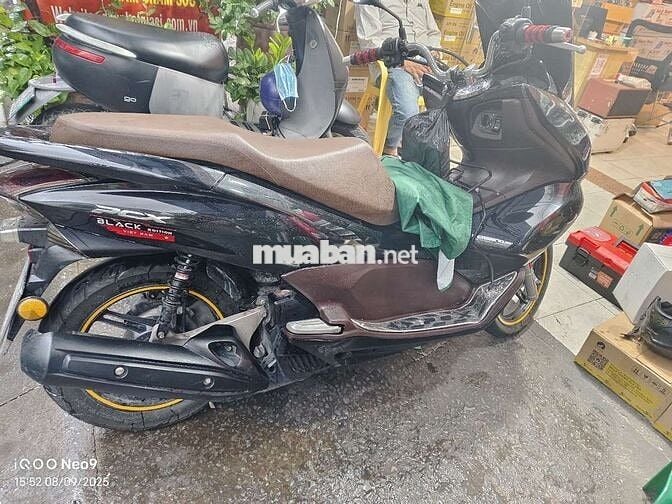 Xe chính chủ đang đi mua về là chạy