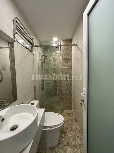Nhà 3 tầng siêu đẹp HXH đường D1 thông Tân Cảng, Ngang 4.8x10m bề thế