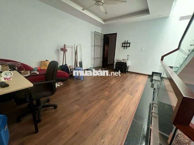 Cho thuê mặt bằng kinh danh buôn bán apđ quận 12