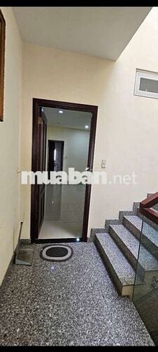 Nhà:4,2x21,5lầu,6PN hẻm 6,5m, nguyễn văn linh,Tân thuận tây,Q7