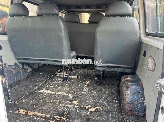 Ford Transit 2000 9 Chổ ko niên hạn