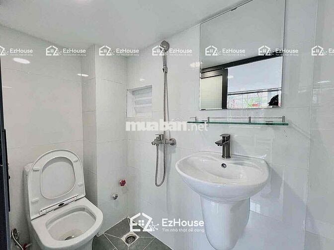 Duplex ban công full nội thất mới 100%, có máy giặt riêng