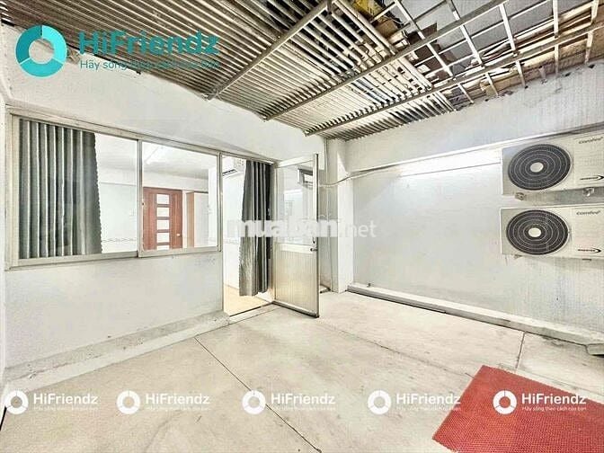 CHO THUÊ CĂN HỘ 1PN TÁCH BẾP 2 GIƯỜNG BAN CÔNG NHÀ MỚI 100% SÁT Q10