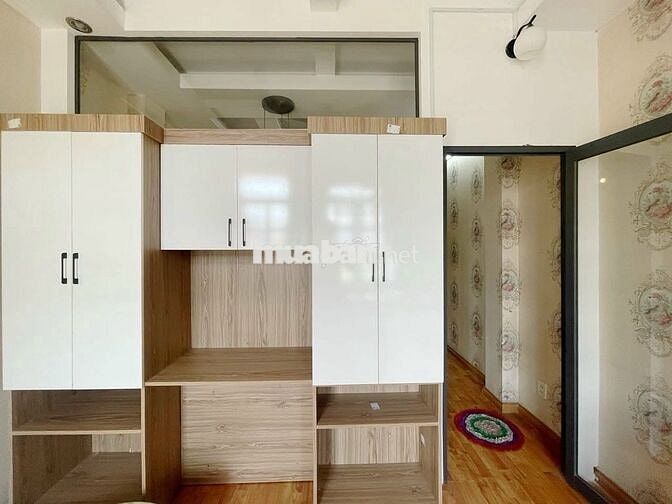 CHDV FULL NỘI THẤT SIÊU ĐẸP, TÁCH BẾP, BAN CÔNG RỘNG