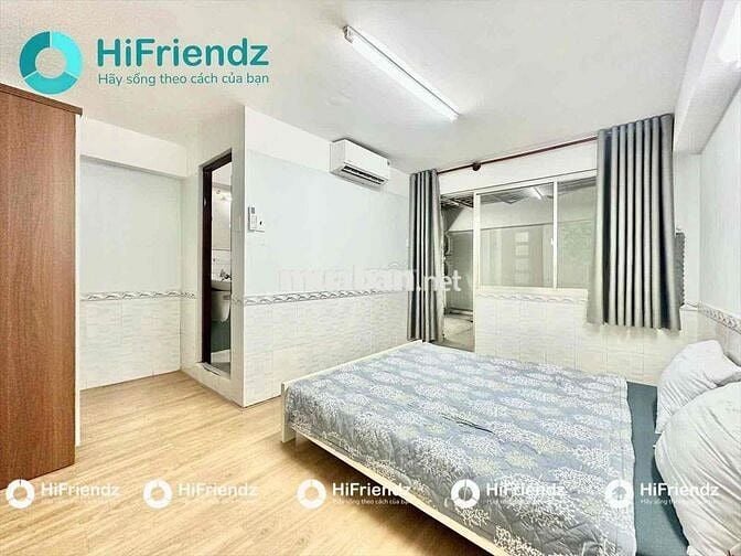 CHO THUÊ CĂN HỘ 1PN TÁCH BẾP 2 GIƯỜNG BAN CÔNG NHÀ MỚI 100% SÁT Q10