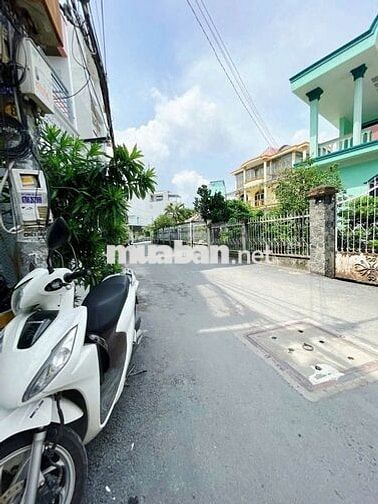 4x20m🌹Sân để xe Nhà thuê Hẻm xe hơi Phạm Văn Chiêu Gò Vấp 4PN 11triệu