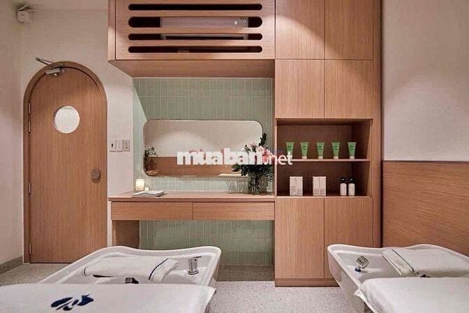 Cho thuê nhà Mặt Tiền Kinh Doanh 4,2x20 Trệt 3 Lầu , Quận 3