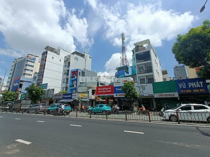 Bán gấp nhà MT đường 3/2 P.14 Quận 10 DT 4,3 x 23m 6 Tầng giá 36 tỷ