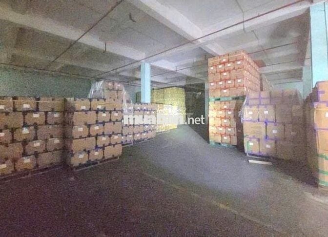 Kho đẹp ở Nguyễn Tất Thành cần cho thuê gấp diện tích 450m2 có pccc