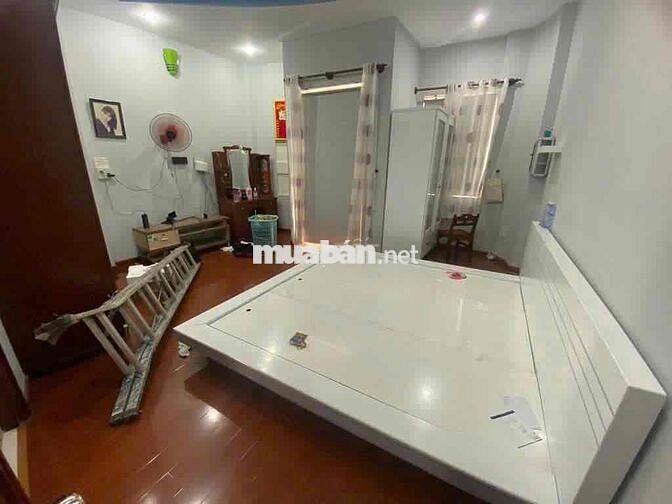 Cho thuê nhà HBG Phan Tây Hồ, P.7, Q.Phú Nhuận