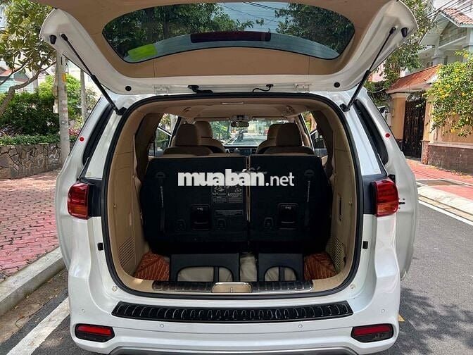 Kia Sedona 2.2D máy dầu 7 chổ mẫu mới 2019