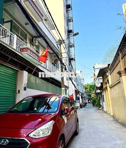 Bán Nhà Hẻm Xe Hơi ngay Hàng Xanh Bình Thạnh - 92m2 - 4tầng- 10.5tỷ