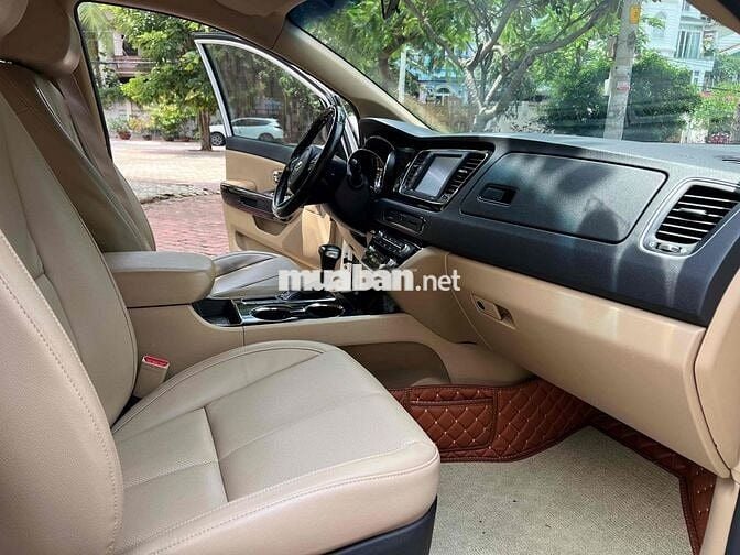 Kia Sedona 2.2D máy dầu 7 chổ mẫu mới 2019