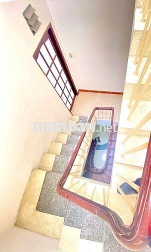 Bán Nhà Hẻm Xe Hơi ngay Hàng Xanh Bình Thạnh - 92m2 - 4tầng- 10.5tỷ