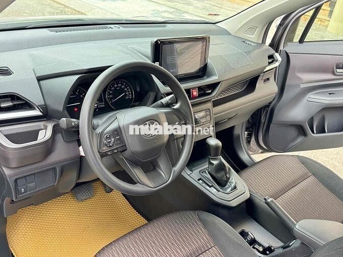 Toyota Avanza Premio 2023 CVT - 37000 km