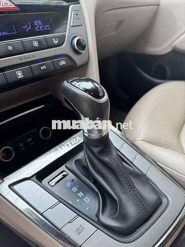 Hyundai Elantra 2019 1.6 AT - 86836 km
