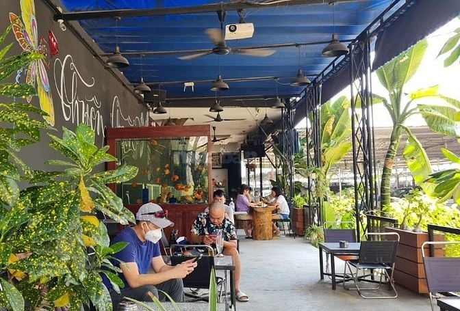 TUYỂN NHÂN VIÊN PHA CHẾ_PHỤC VỤ QUÁN CÀ PHÊ Q.1_Q.4