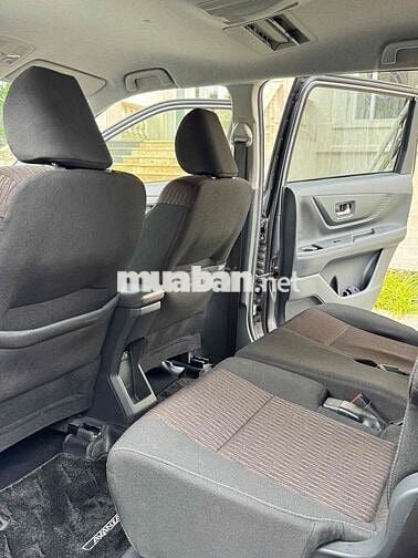 Toyota Avanza Premio 2023 CVT - 37000 km