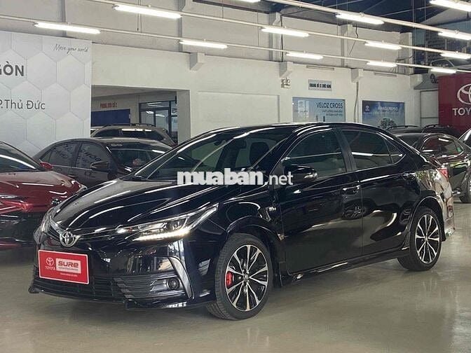 Toyota Corolla Altis 2018 2.0V Sport - 13537 km