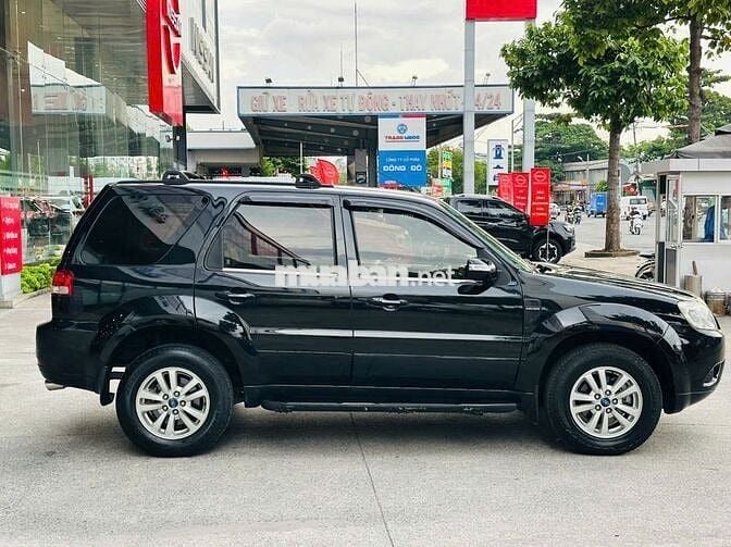 Ford Escape 2012 XLT 2 Cầu Số Tự Động - Chính Hãng
