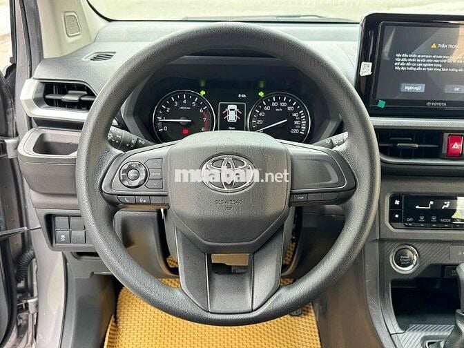 Toyota Avanza Premio 2023 CVT - 37000 km