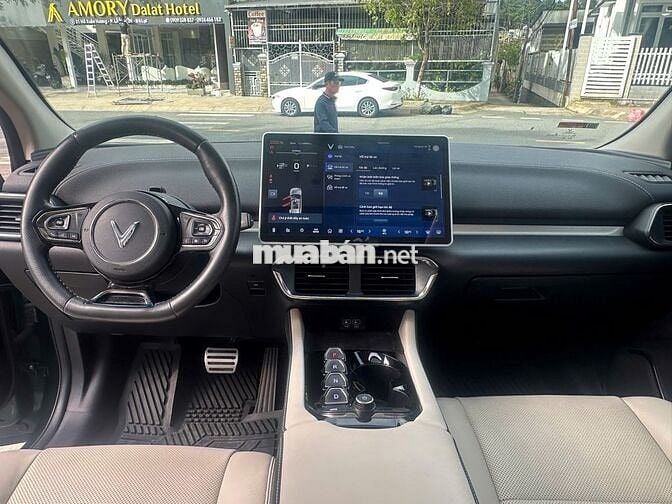 VinFast VF8 2023 Plus - 45000 km