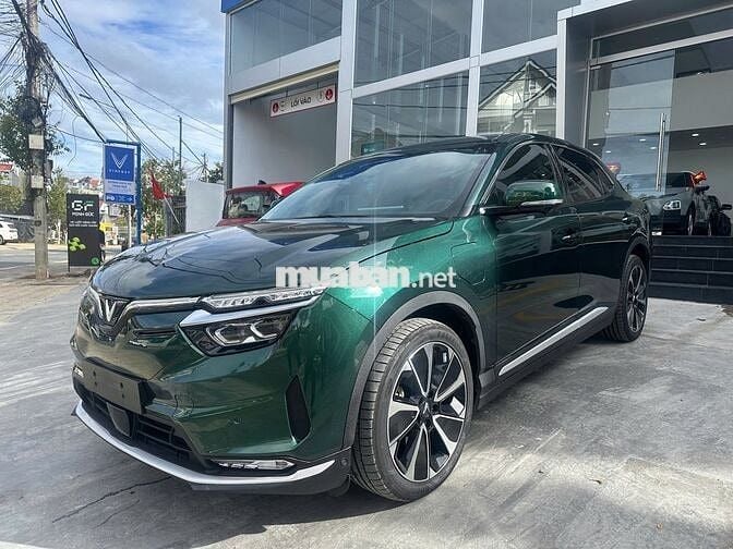 VinFast VF8 Plus 2023 - 45000 km