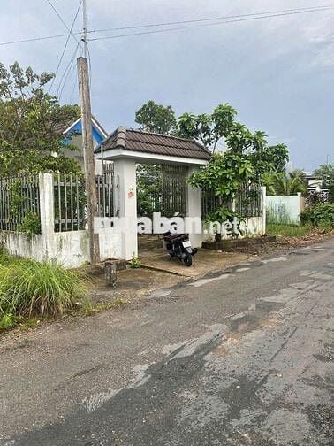 BÁN ĐẤT TẶNG NHÀ VƯỜN CẤP 4 BÌNH CHÁNH GIÁ 720TR SỔ HỒNG RIÊNG