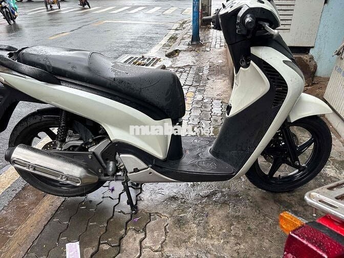 xe 2009 trắng đen sh ý.150