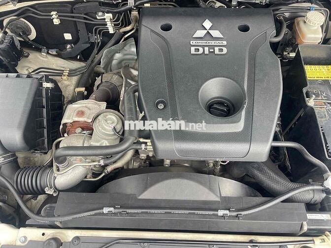 Mitsubishi Triton 2017 4x2 AT - 118000 km