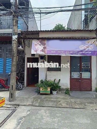 Lũy Bán Bích – Thoại Ngọc Hầu – Thạch Lam