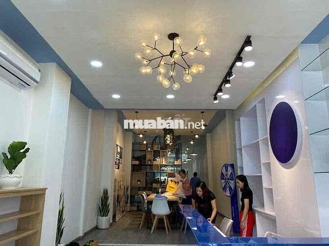 Nhà Mặt tiền Lê Hồng Phong, Quận 10 (4x23m, 4 lầu, 8PN 6WC)