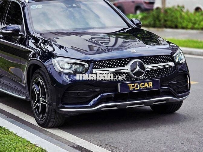 Mercedes Benz GLC300 2021 - 33000 km