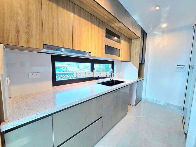Chậm Tay Là Mất , Chủ Nhà Cần Bán Nhà Ngõ Oto vào nhà Vũ Tông Phan