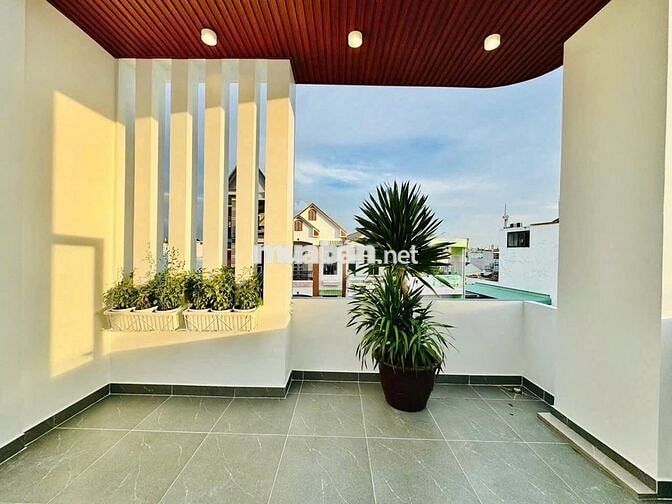 MẶT TIỀN ĐƯỜNG 10M THÔNG XE TẢI-NGANG 4.5M, 72M2-5 TẦNG GÒ VẤP