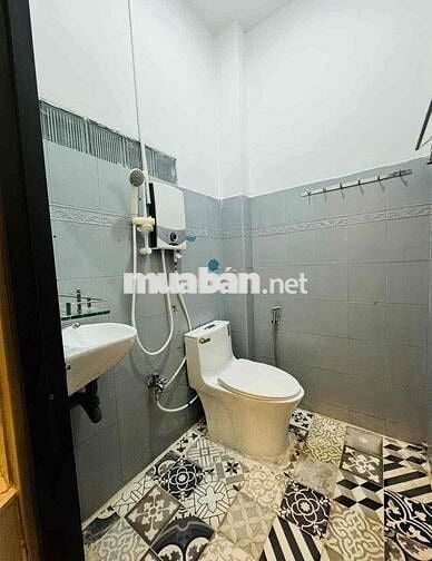 Phòng cho thuê Lê Văn Sỹ Q3 gần hai trục Hoàng Sa Trường Sa - ĐH UEH