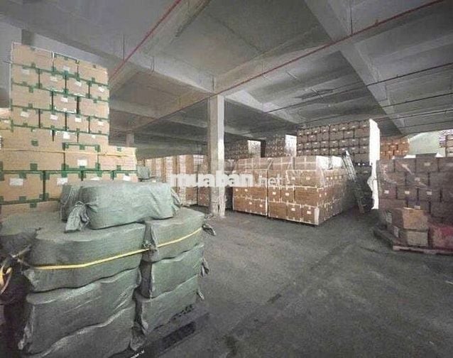 Kho ở Nguyễn Tất Thành cần cho thuê gấp diện tích 1200m2 đường cont