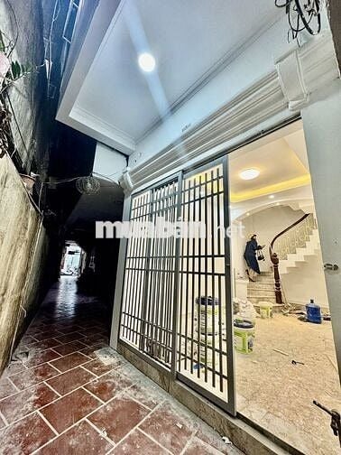 Bán Nhà Phố Lương Yên 20M x 5T Giá 6,4 Tỷ. 15M ra phố, full nội thất