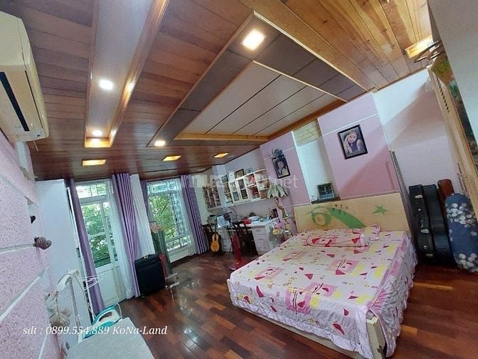 Bán hai nhà mặt tiền liền kề 76-78 Nguyễn Du, 130m2,  p Thạch Thang
