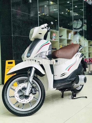 Liberty 125 3vie 2014 màu trắng xe đẹp