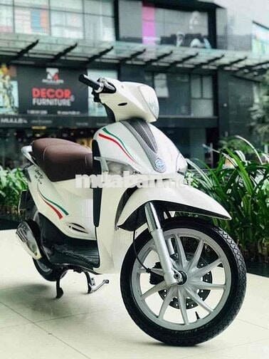 Liberty 125 3vie 2014 màu trắng xe đẹp