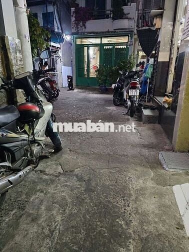 NHÀ BÁN CHÍNH CHỦ P4 Q8- 28M2- 2 TẦNG- SHR K QUY HOẠCH- CHỈ 2 TỶ XÍU