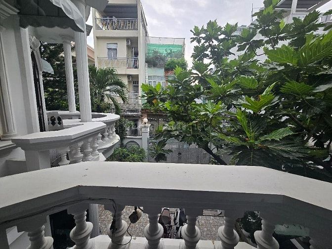 Quận 7, biệt thự cổ sân vườn, 14 x 19, 29 tỷ thương lượng