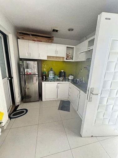 Chung cư Hoàng Sa, Tân Định, Q1: 90m2, 2pn, ban công 11tr5/tháng