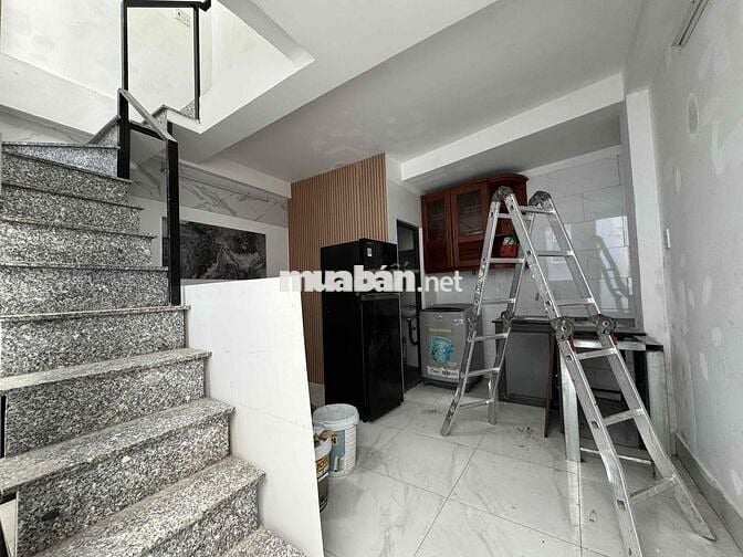 NHÀ NGUYÊN CĂN - MỚI XÂY - 1 TRỆT 2 LẦU (2 PHÒNG NGỦ) - 2WC