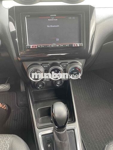 Suzuki Swift 2018 GLX 1.2 AT - 28000 km 1 chủ
