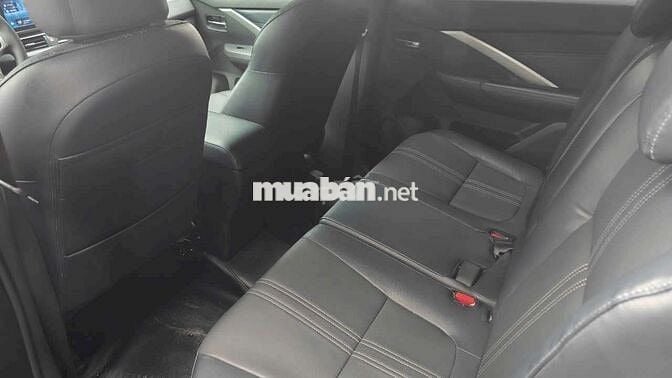 Mitsubishi Xpander Cross 2025,màu trắng,đi 10000km