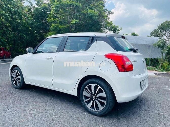 Suzuki Swift 2018 GLX 1.2 AT - 28000 km 1 chủ