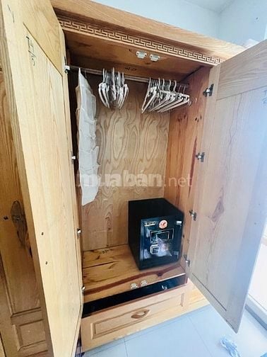 Tủ quần áo 4 cánh gỗ sồi Nga 2m